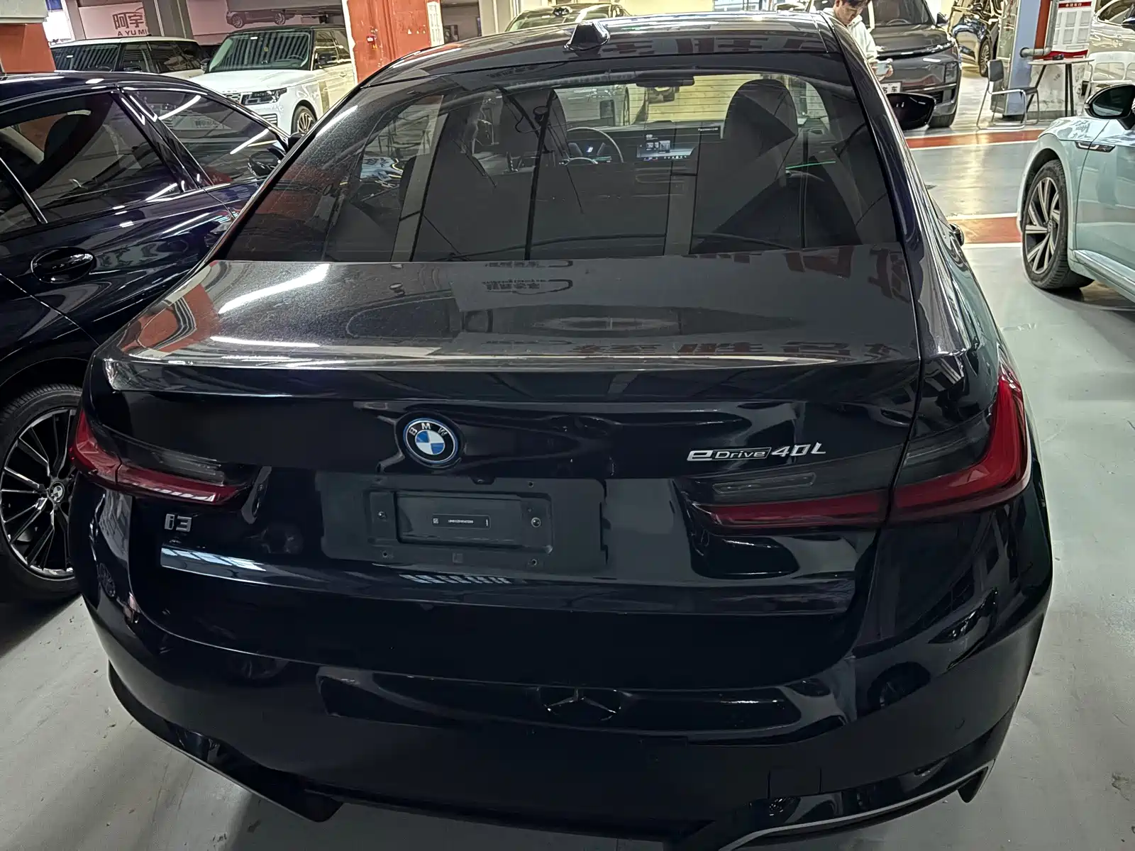 Фото 12 - BMW i3