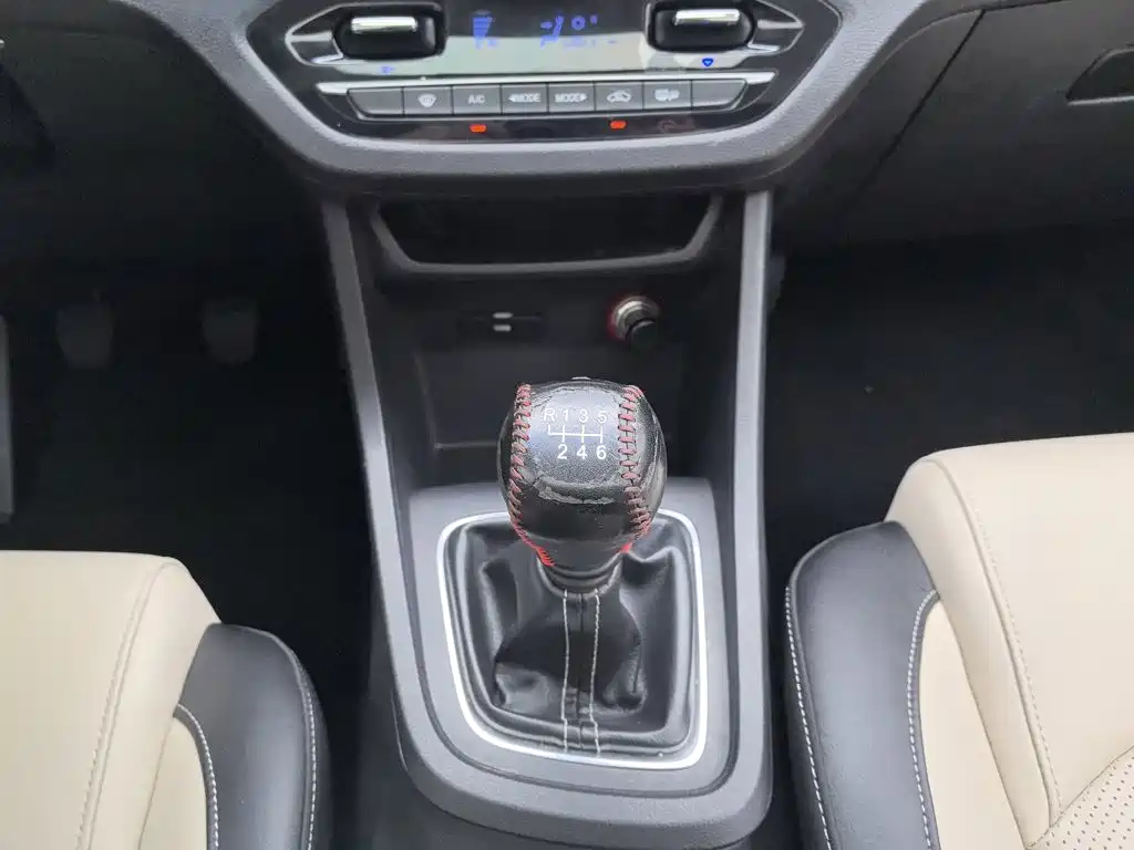 Baojun 360 2018 2018 1.5L Manual Luxury Model China V