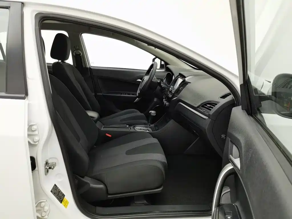 MG MG5 2013 2012 1.5L Automatic Luxury Edition