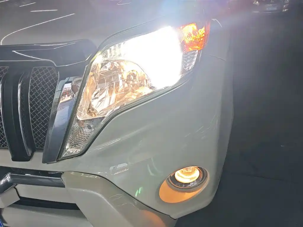 Toyota Prado 2016 2.7L Auto Standard Edition фото 24