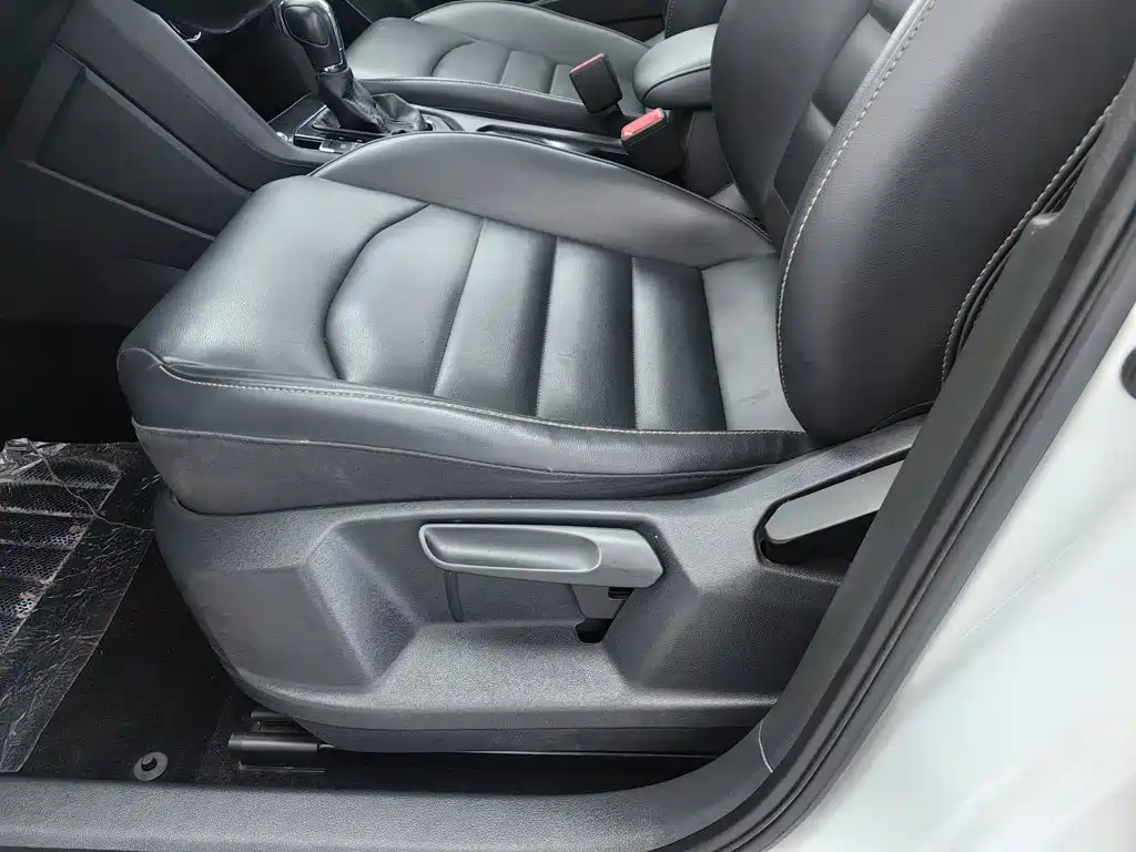 Фото 20 - Volkswagen Tharu