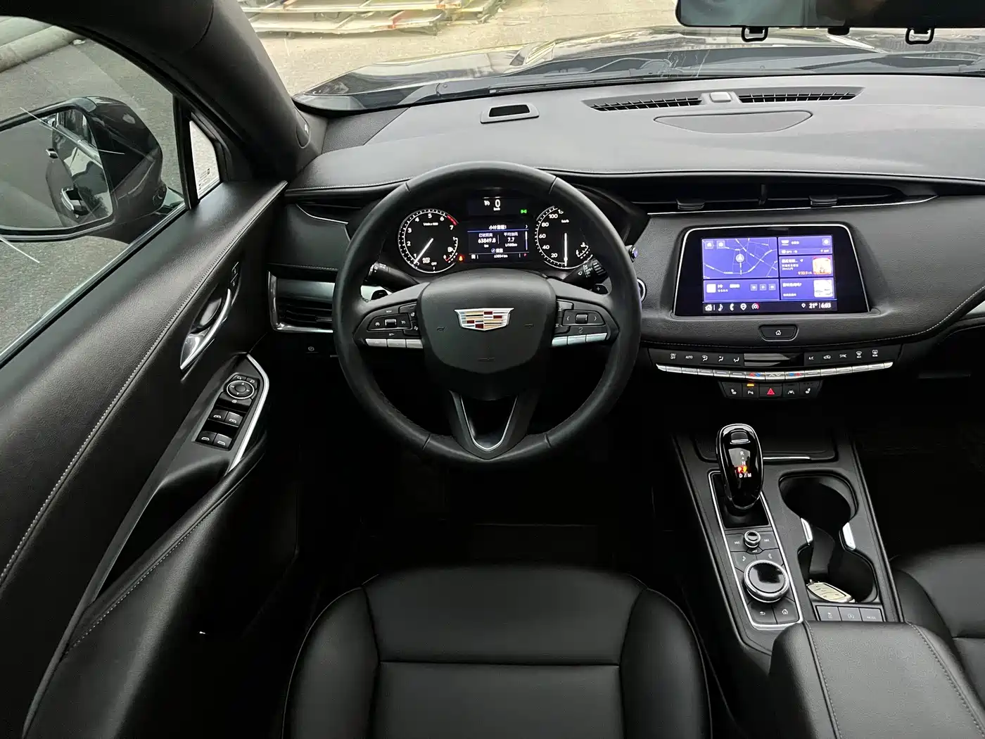 Cadillac XT4 2022 2022 28T FWD Luxury