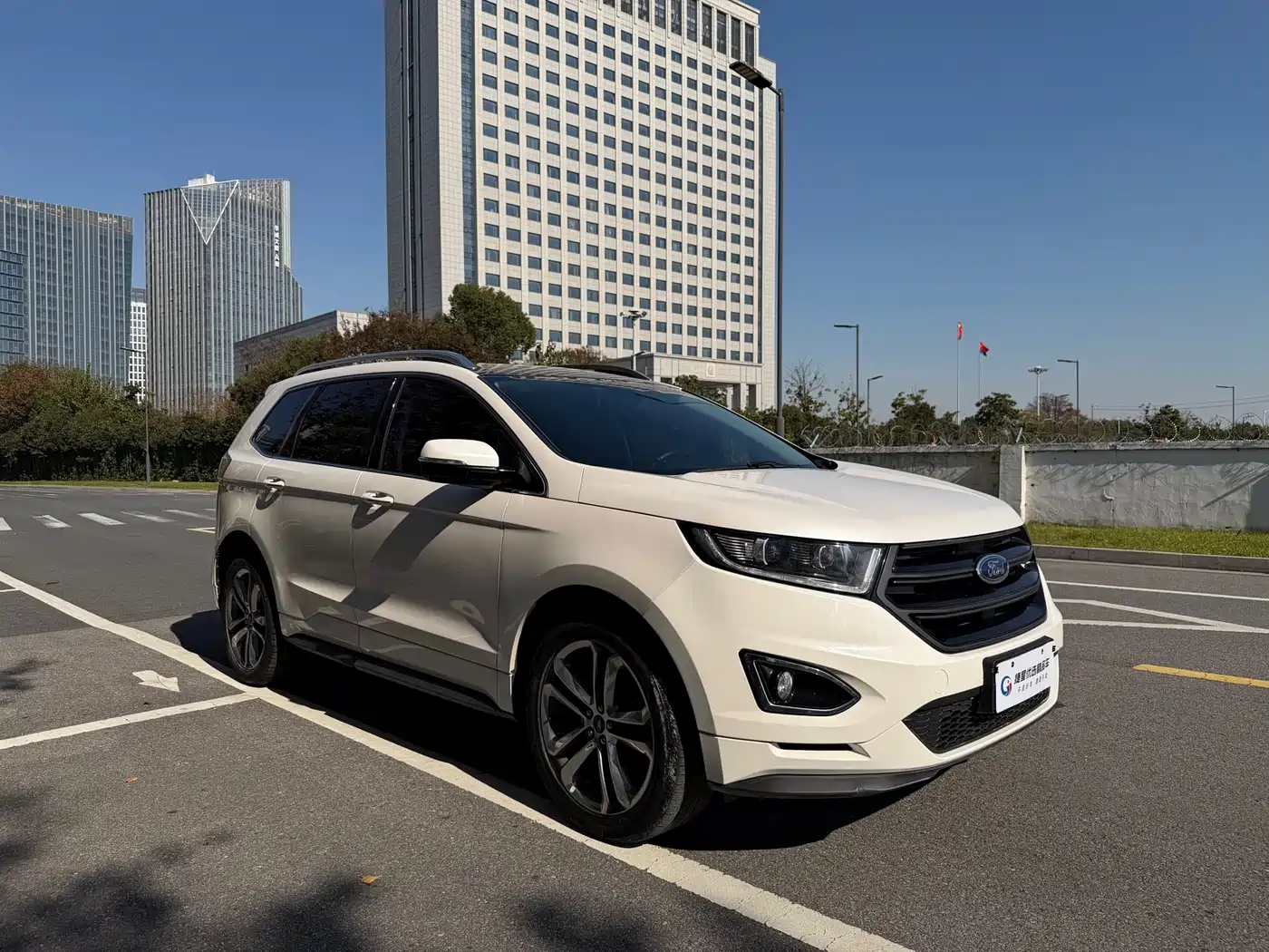 Фото 3 - Ford Edge