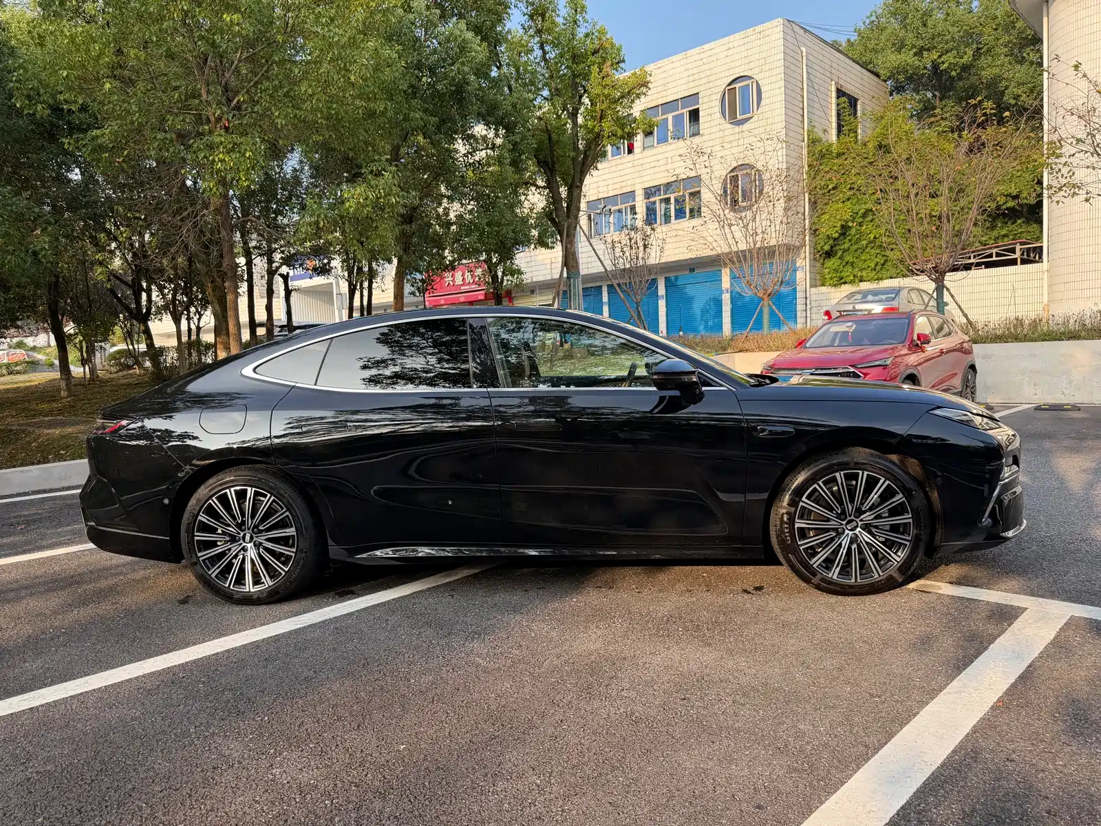 Фото 4 - Geely Galaxy Galaxy Xingyao 8