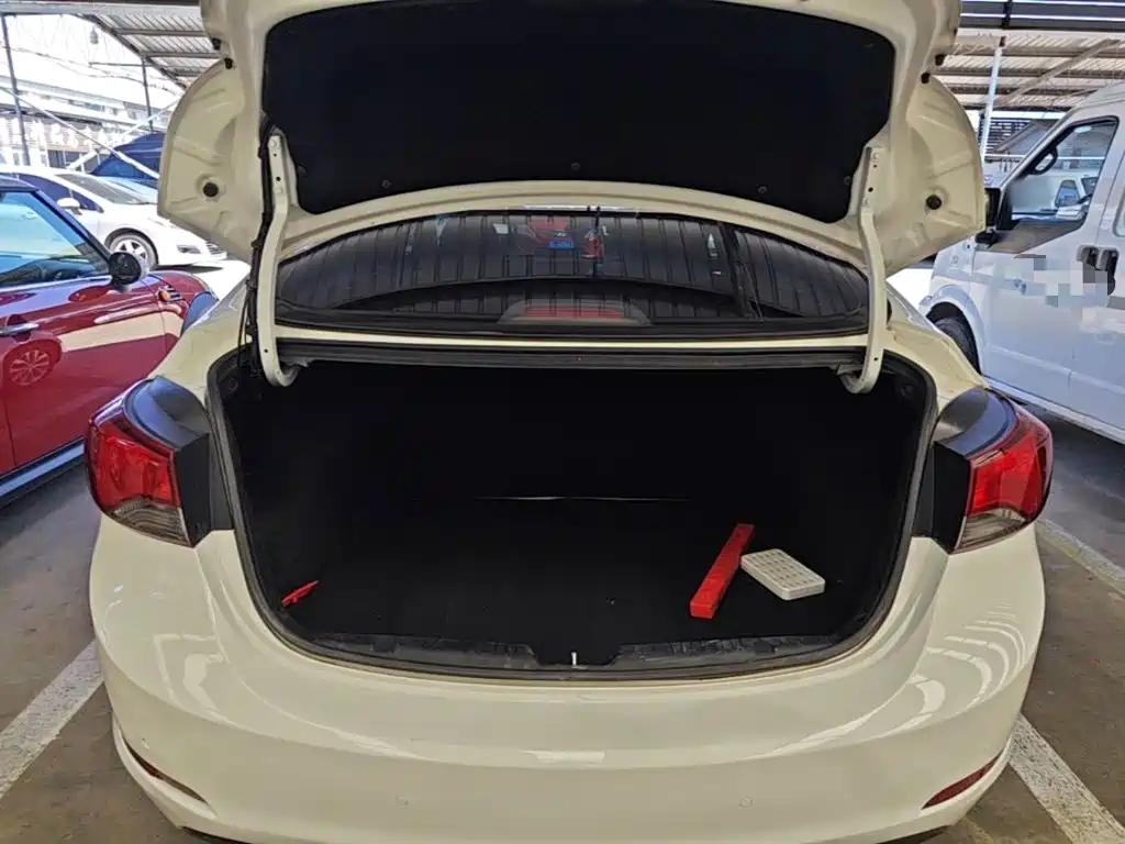 Hyundai Langdong 2018 2016 1.6L Automatic Smart Edition