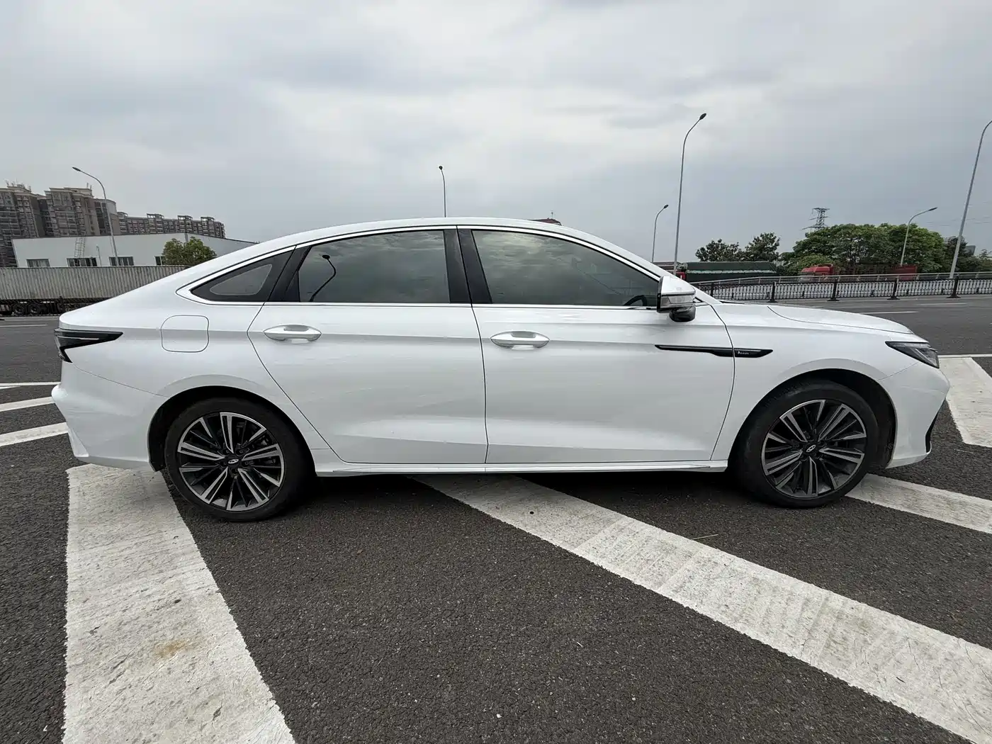 CHERY ARRIZO 8