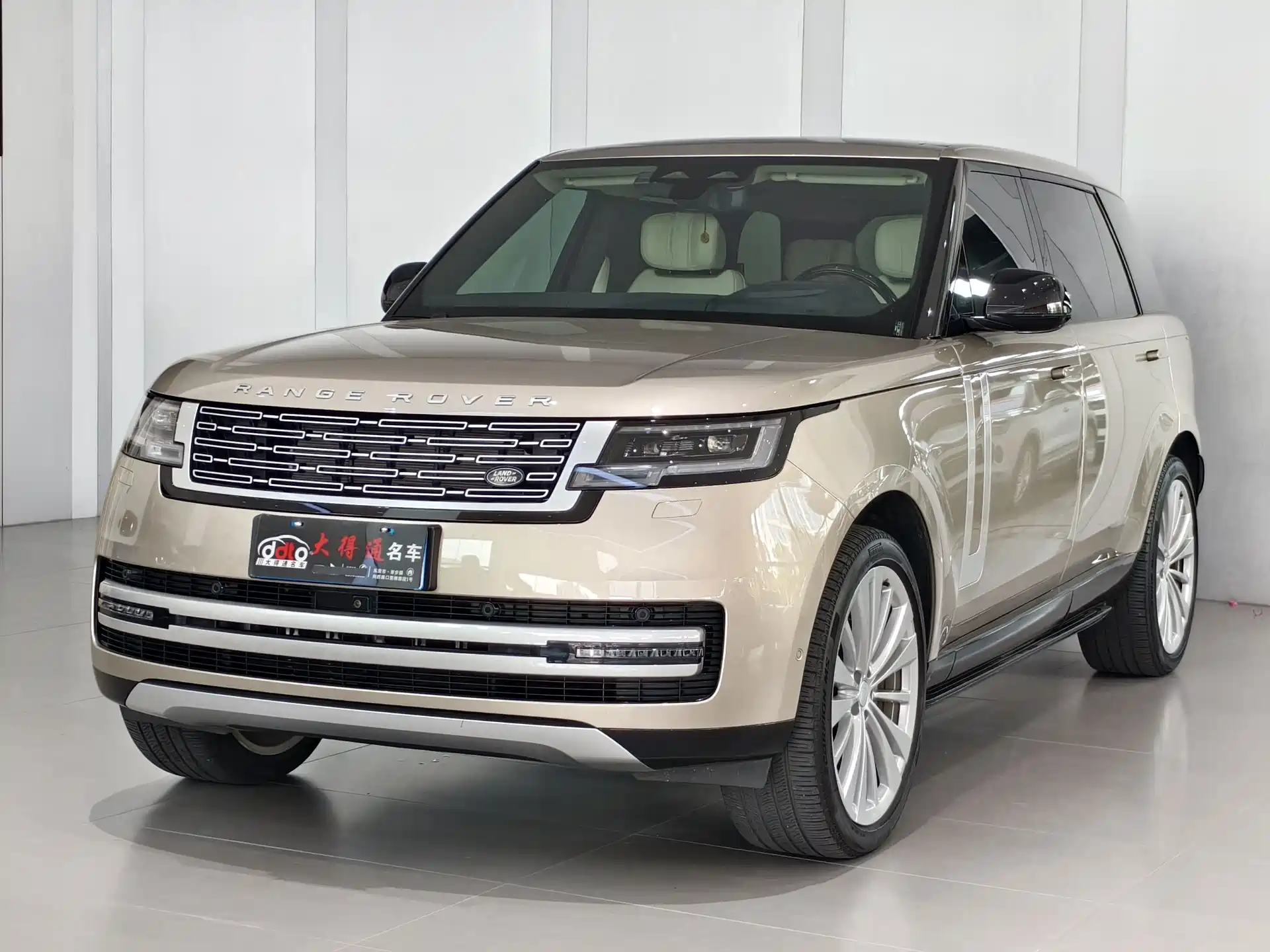 Фото 1 - Land Rover Range Rover