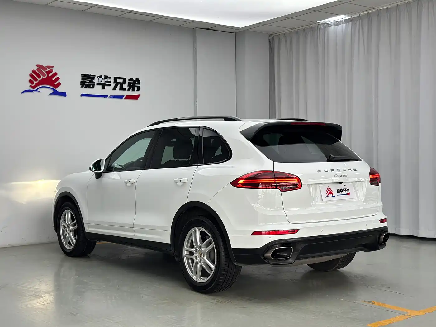 Porsche Cayenne 2015 Cayenne 3.0T фото 12