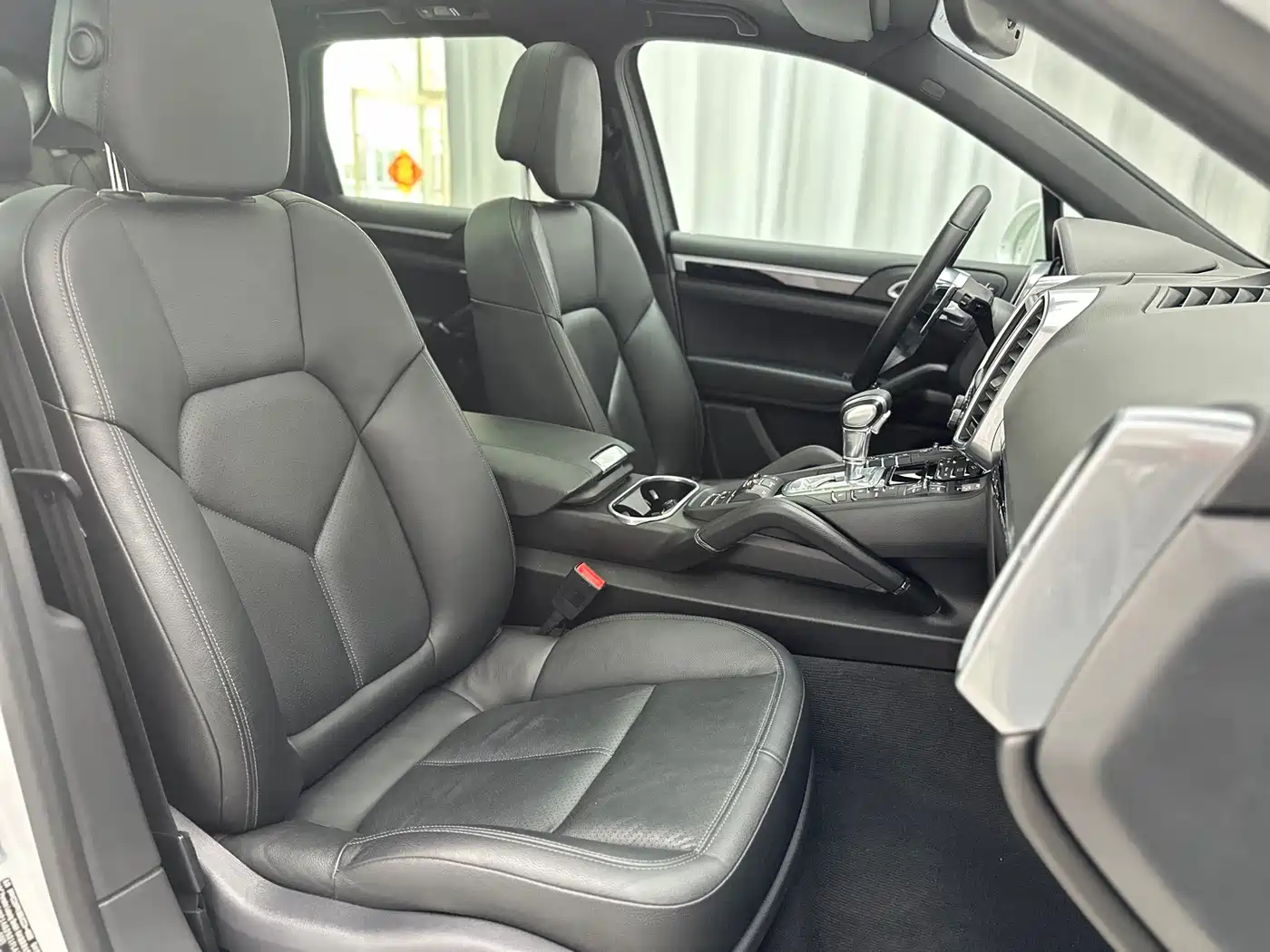 Porsche Cayenne 2015 Cayenne 3.0T фото 39