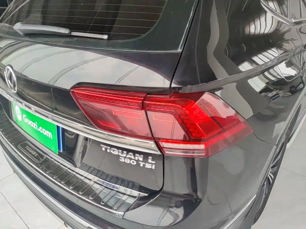 Фото 8 - Volkswagen Tiguan L