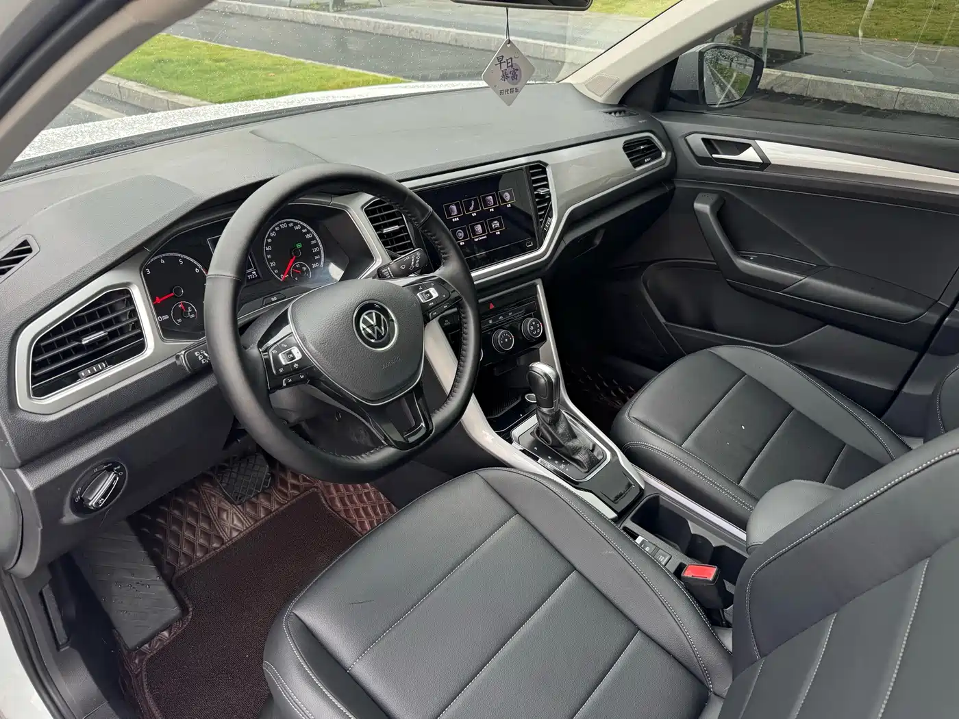 Volkswagen T-Roc, миниатюра 5