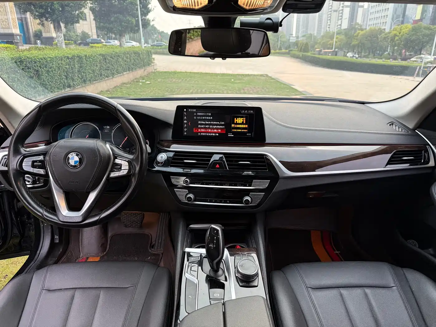 BMW 5 Series 2018 525Li Luxury Package фото 6