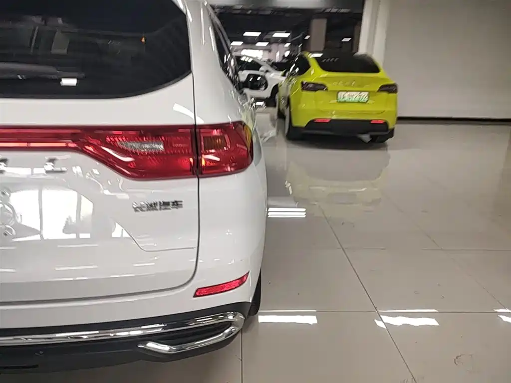 Haval M6 2021 PLUS 1.5T Manual Elite Smart Connect фото 8