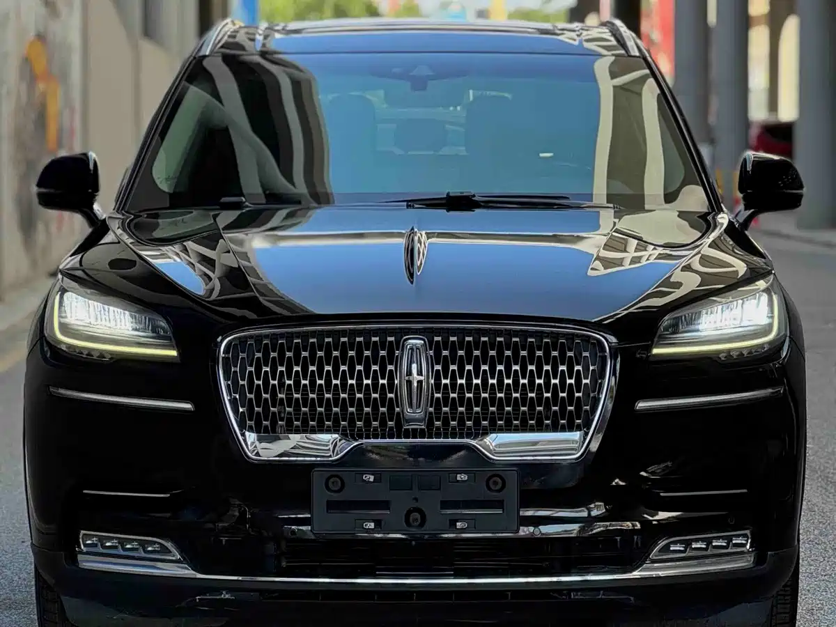 Lincoln Aviator (Import) 2020 2020 3.0T V6 AWD Premium Edition