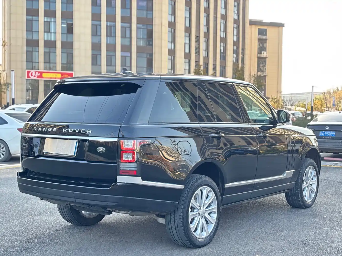 Land Rover Range Rover 2016 3.0 SC V6 Vogue фото 7