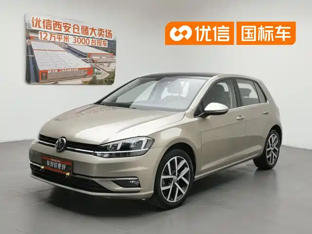 Volkswagen Golf 2018 230TSI Automatic Luxury — фото 1