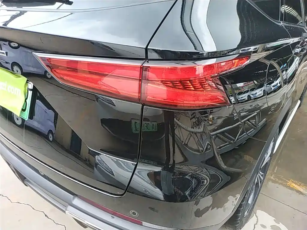 Haval Xiaolong MAX 2023 1.5L Hi4 105 4WD Pilot Edition фото 8