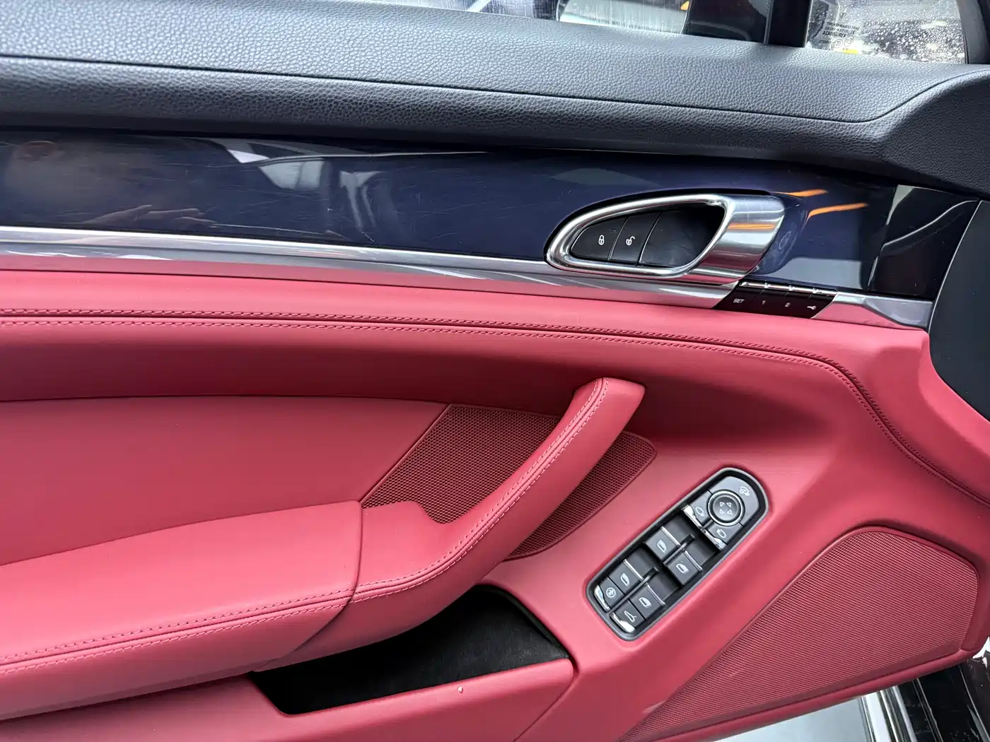 Porsche Panamera 2014 Panamera 3.0T фото 4