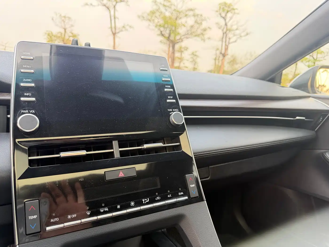 Toyota Avalon 2022 2.0L Progressive Edition фото 14