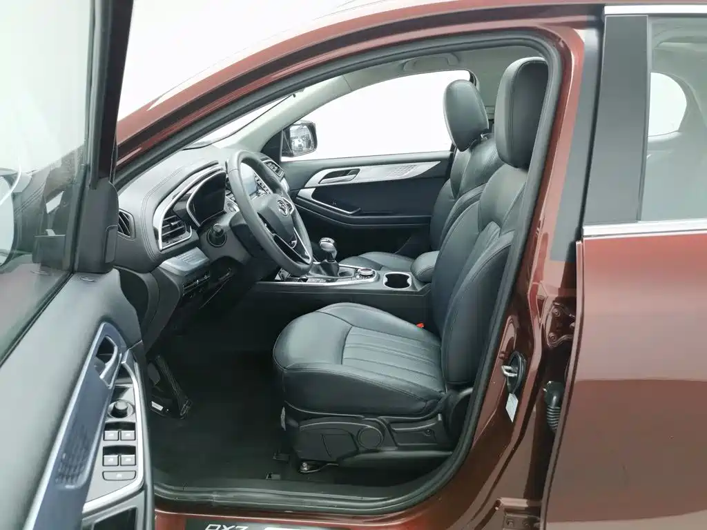 Soueast DX7 2018 2018 Prime 1.5T Manual Smart Connect Star Edition China V