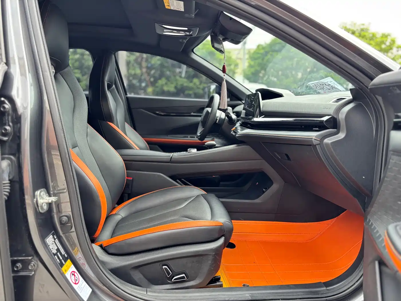 CHANGAN UNI-V