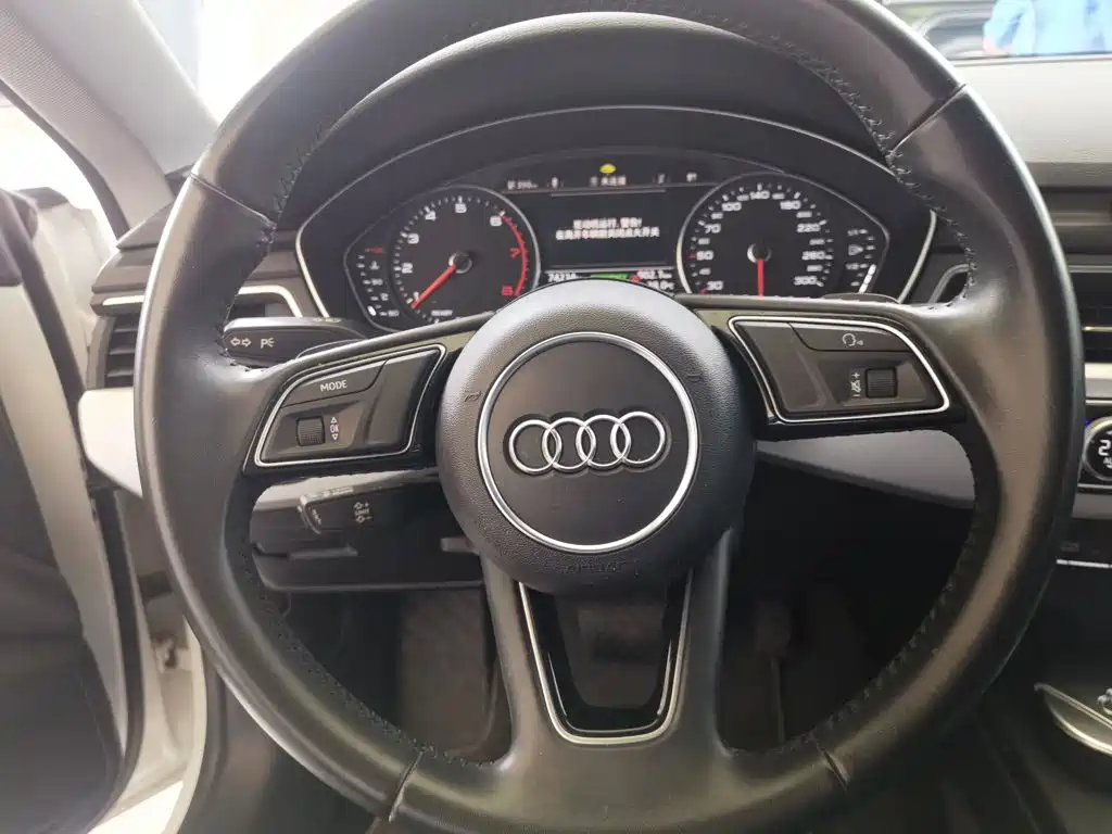 Audi A5 (Import) 2017 2017 Sportback 40 TFSI Fashion