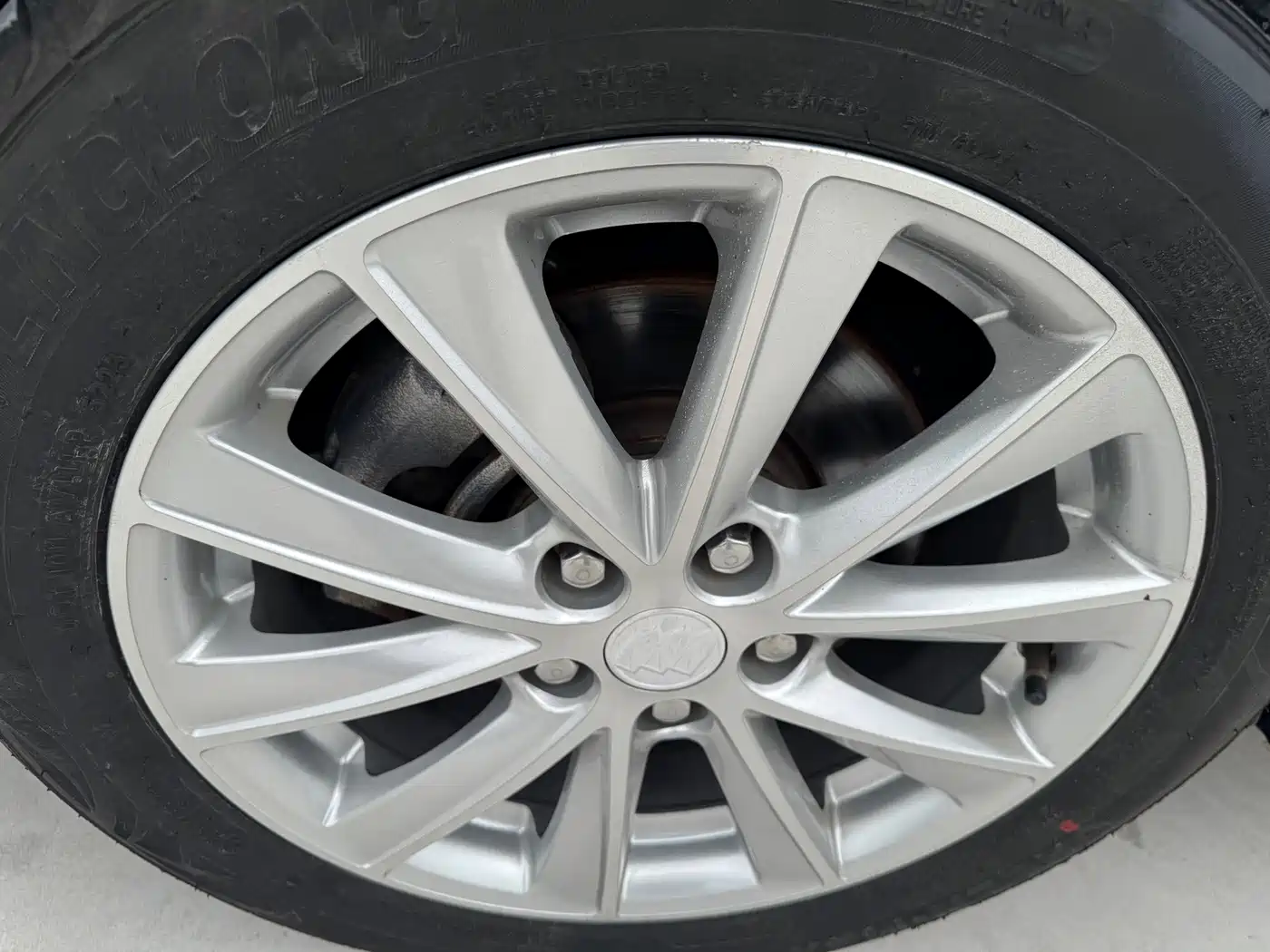 Buick Verano 2016 2015 Sedan 20T Dual-clutch Leading