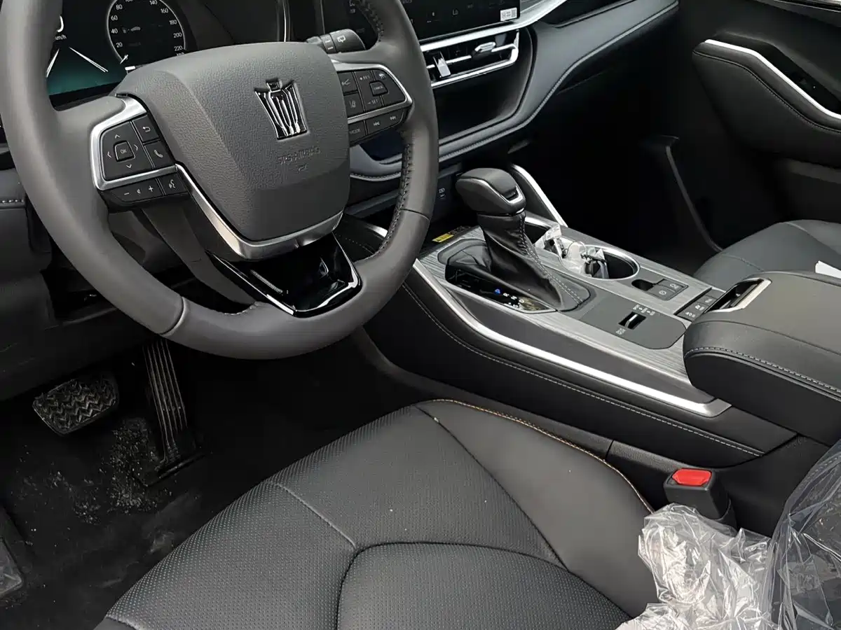 Toyota Crown Kluger 2026 Model 2.5L HEV 4WD Premium Edition фото 4