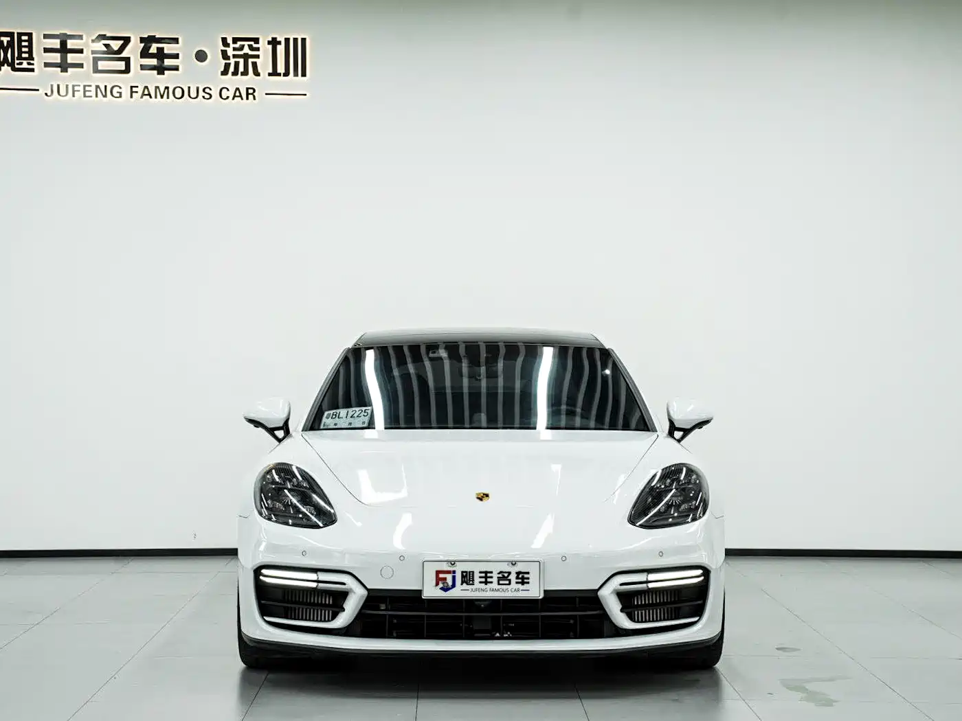 Porsche Panamera 2023 Panamera GTS 4.0T фото 2