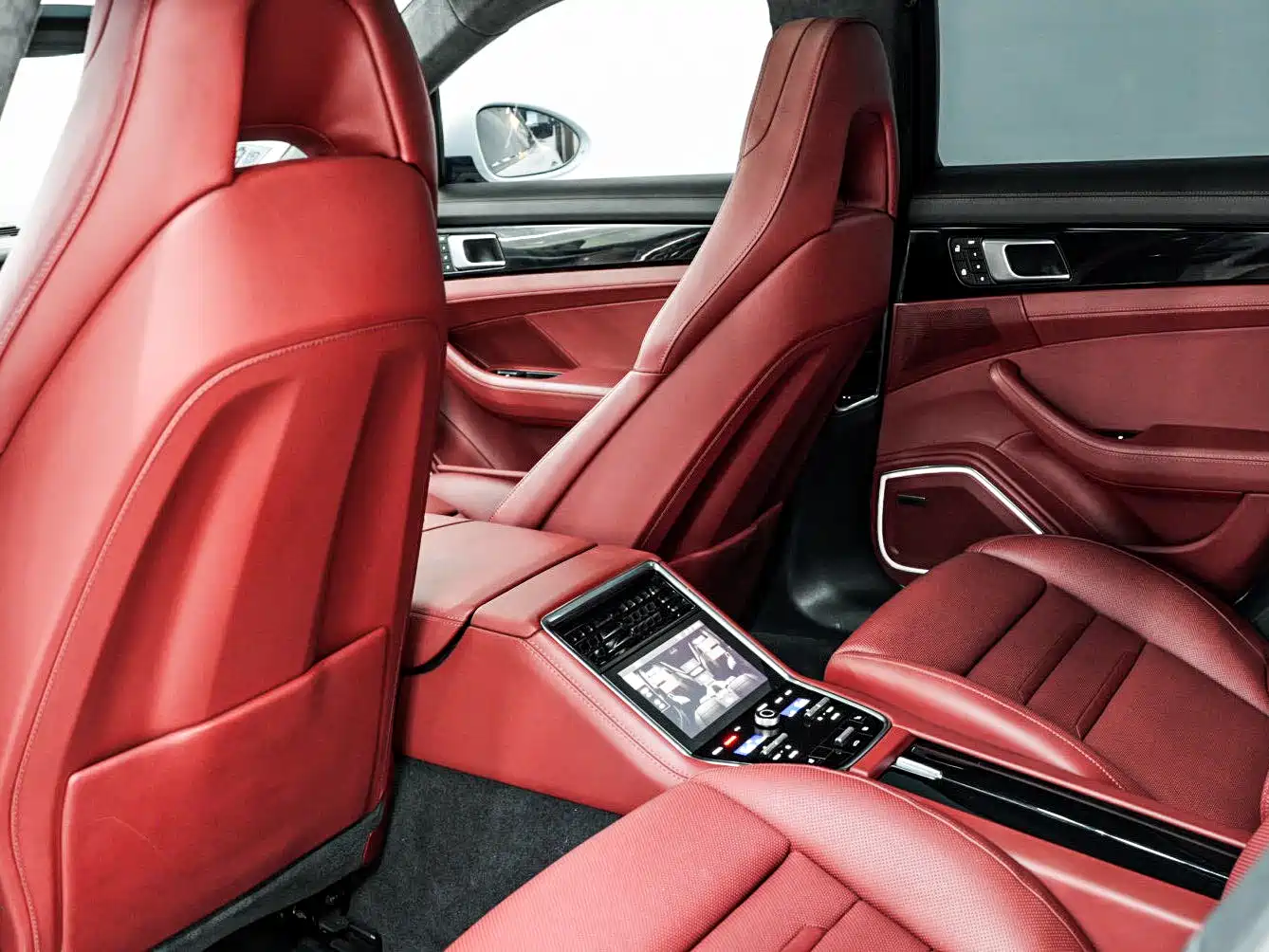 Porsche Panamera 2023 Panamera GTS 4.0T фото 18