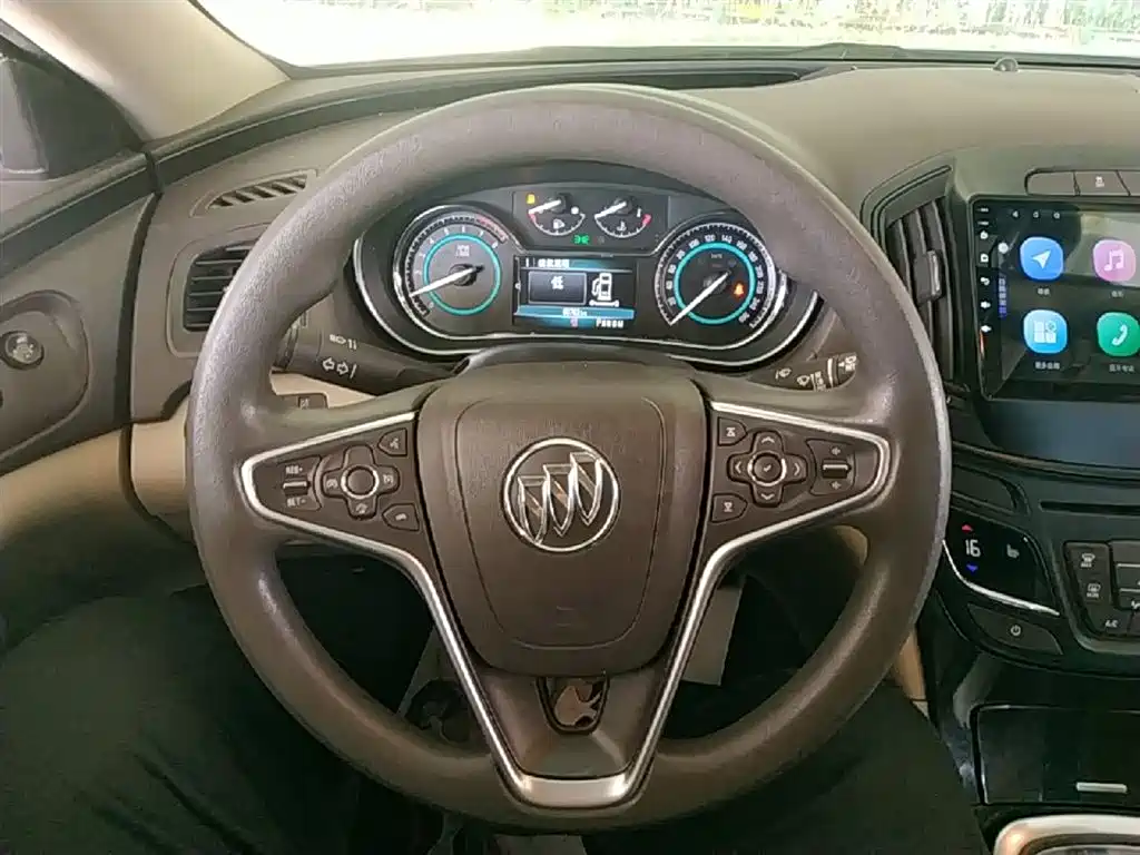 Buick Regal 2015 2.0L Elite Fashion Model фото 11