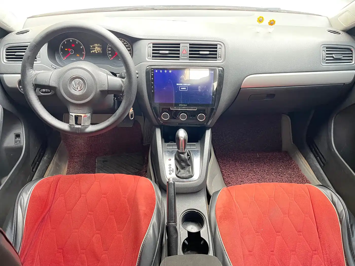 Volkswagen Sagitar 2014 Facelift 1.6L Automatic Comfort фото 9