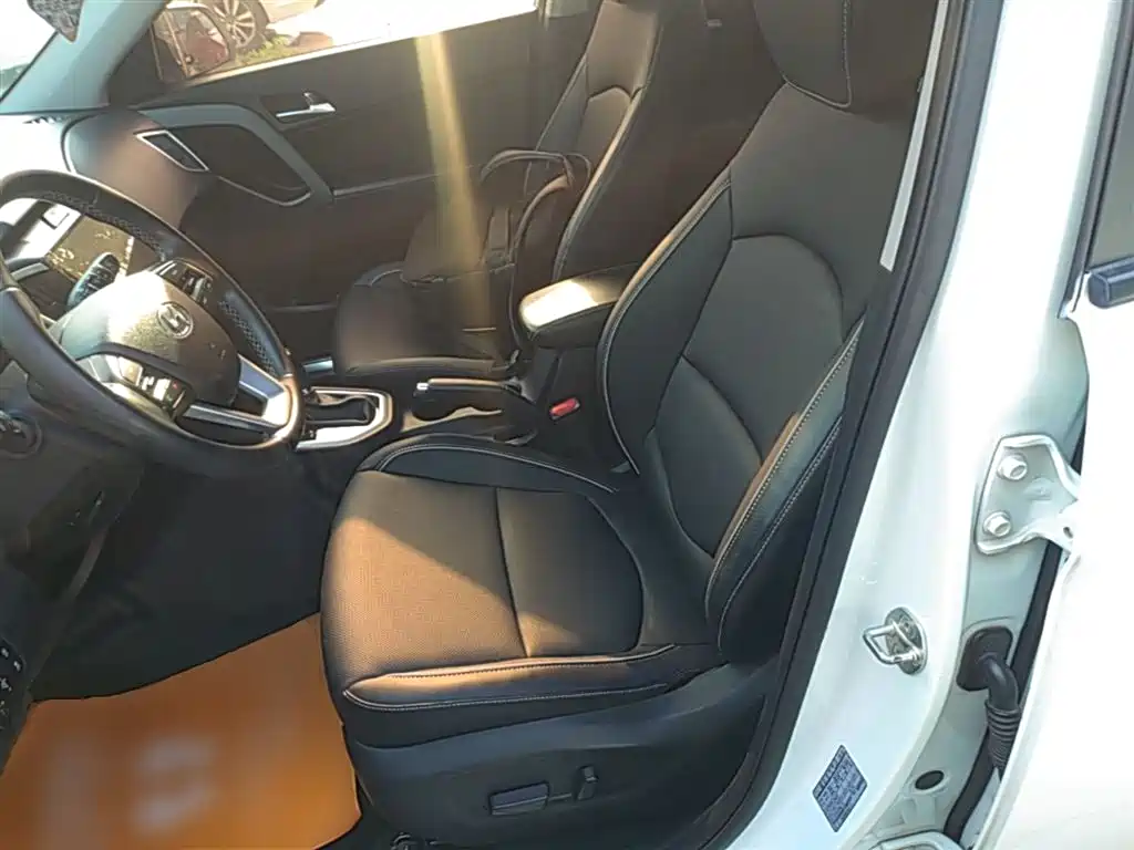 Hyundai Beijing Hyundai ix25 2017 1.6L Automatic Smart Edition фото 15