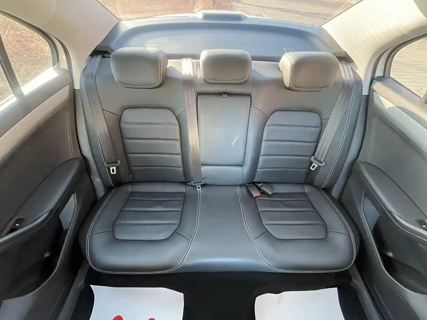 Volkswagen Jetta 2015 1.6L Automatic Luxury фото 22