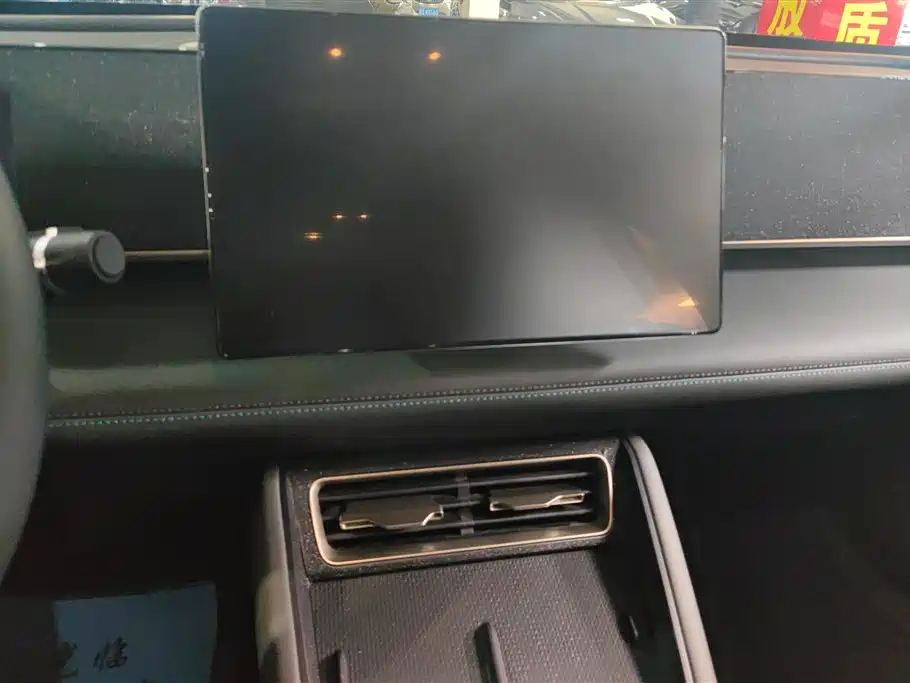 BYD Qin L 2024 DM-i 80KM Superior фото 13