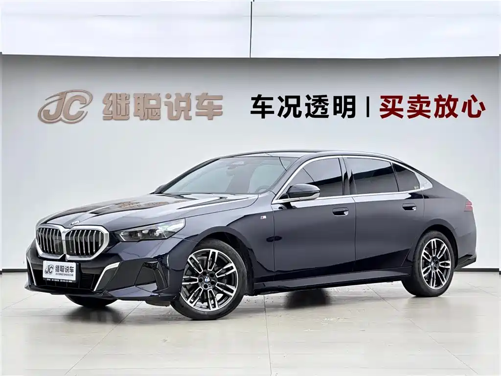 BMW 5 Series 2024 525Li M Sport Package