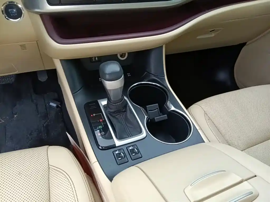 Toyota Highlander 2015 2.0T AWD Luxury Edition 7-seater фото 14