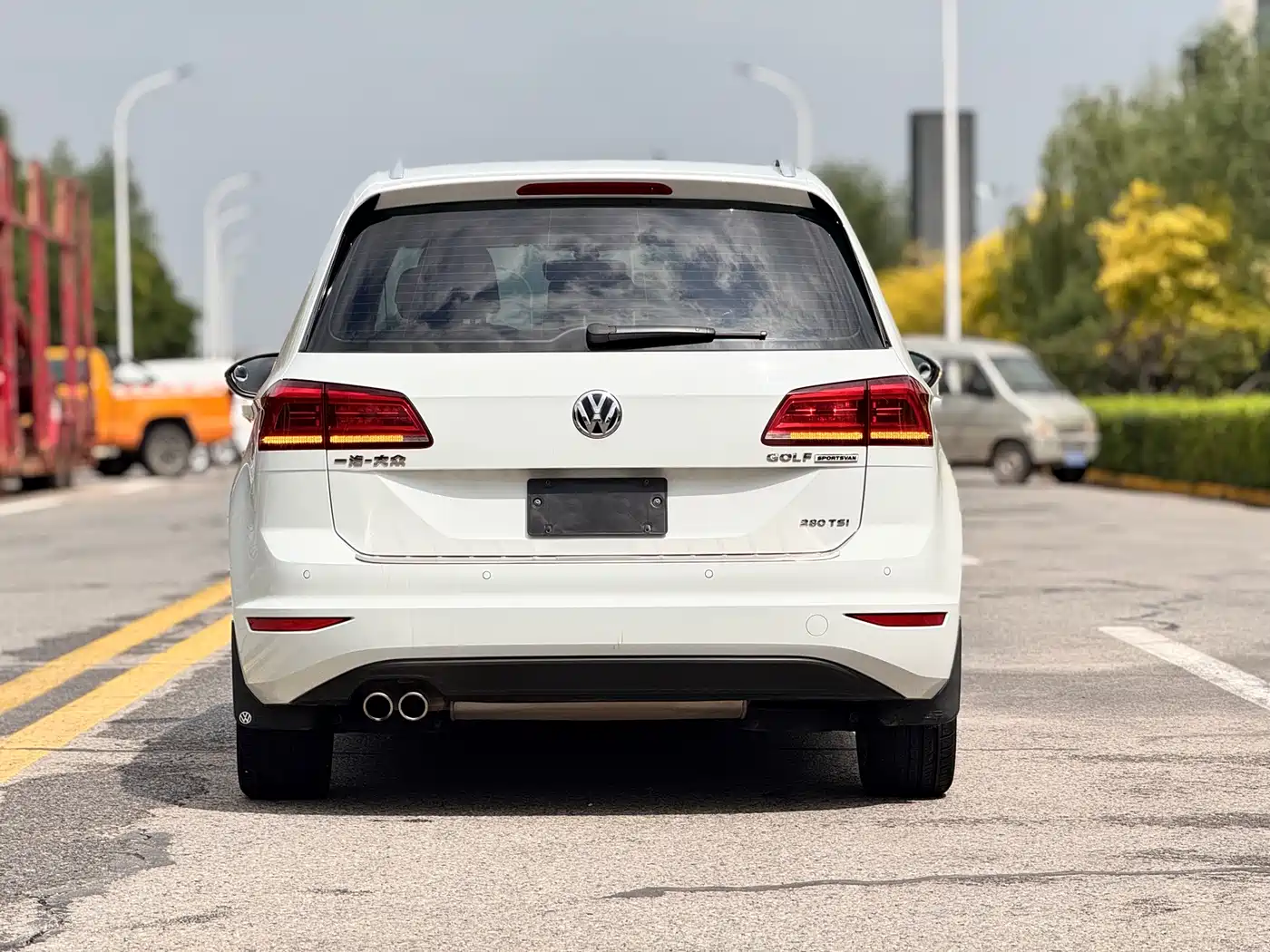 Volkswagen Golf Sportsvan 2018 280TSI Automatic Luxury фото 25