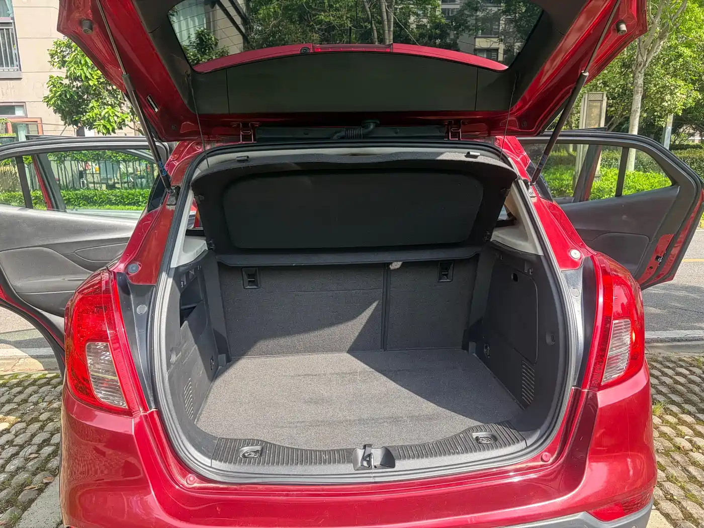 Buick Encore 2016 18T Automatic 2WD Urban Leading фото 20