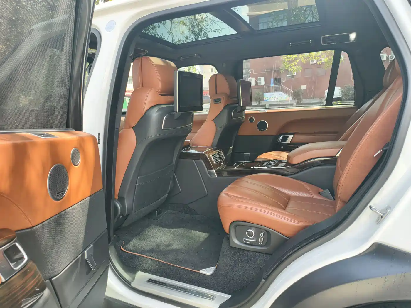 LAND ROVER RANGE ROVER