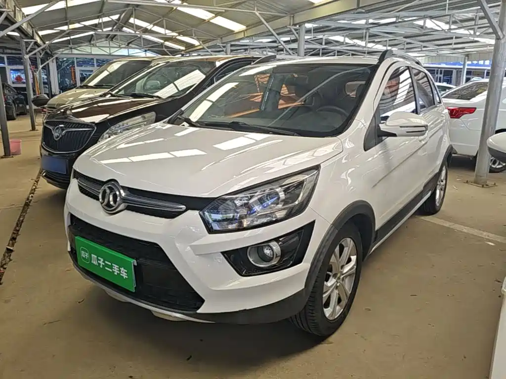 BAIC Senova X25 2017 2015 1.5L Manual Comfort