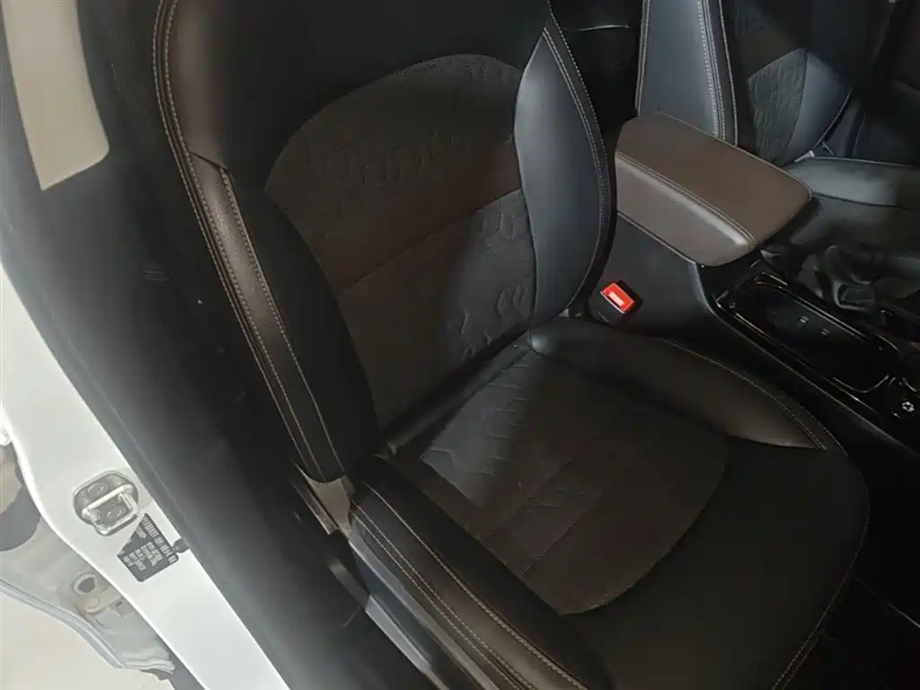 GAC Trumpchi Trumpchi GS3 2017 150N Automatic Elite фото 25