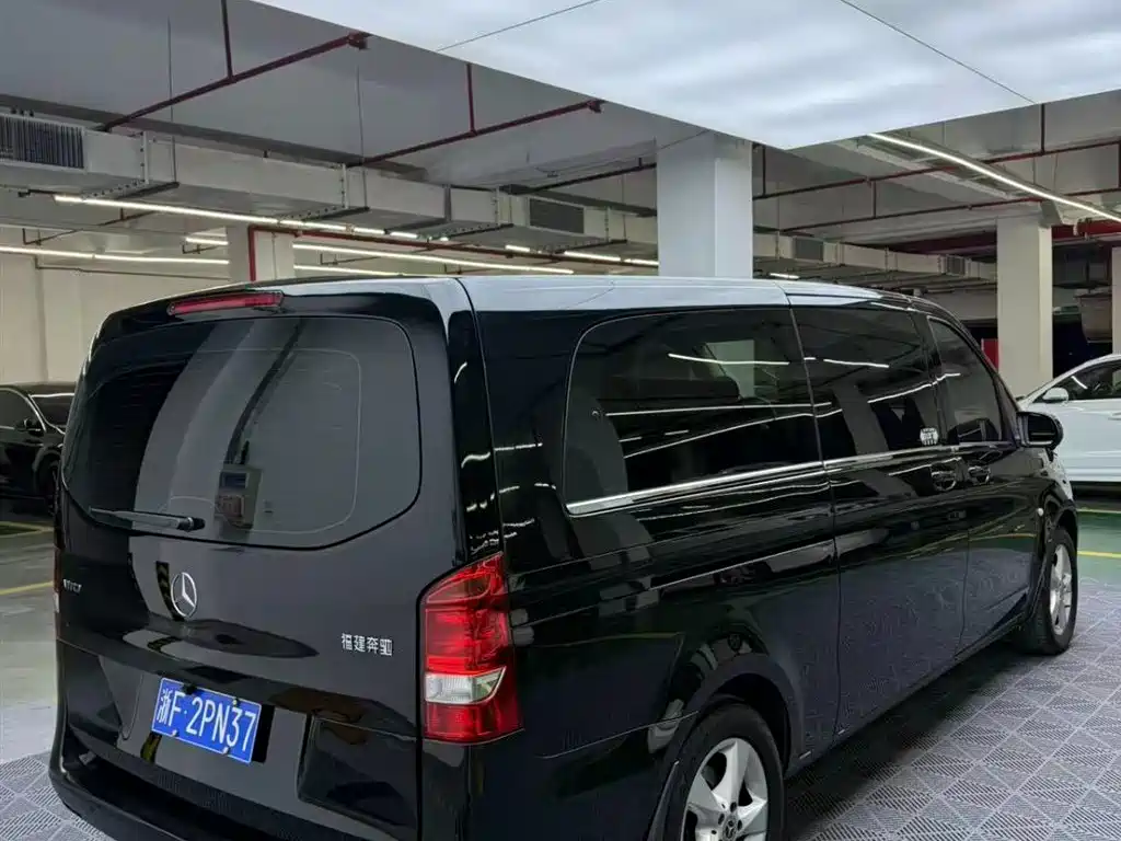 Mercedes-Benz Vito 2020 2.0T Elite Edition (7-seater) фото 5
