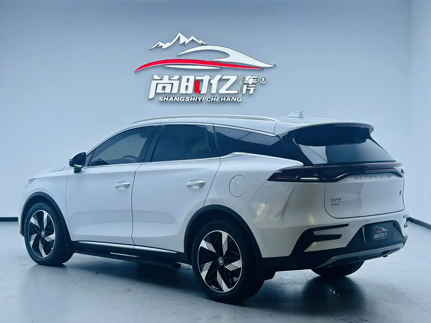 BYD Tang New Energy 2023 Model DM-i Champion Edition 112KM Premium фото 7