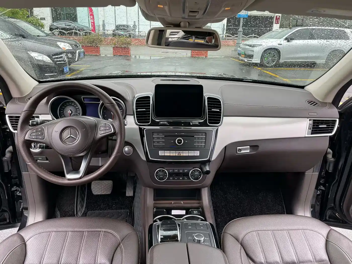 Mercedes-Benz GLS 2018 Facelift GLS 320 4MATIC фото 9