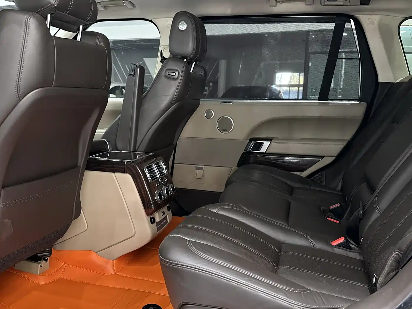 Land Rover Range Rover 2017 3.0 SC V6 Vogue LWB (Long Wheelbase) фото 16