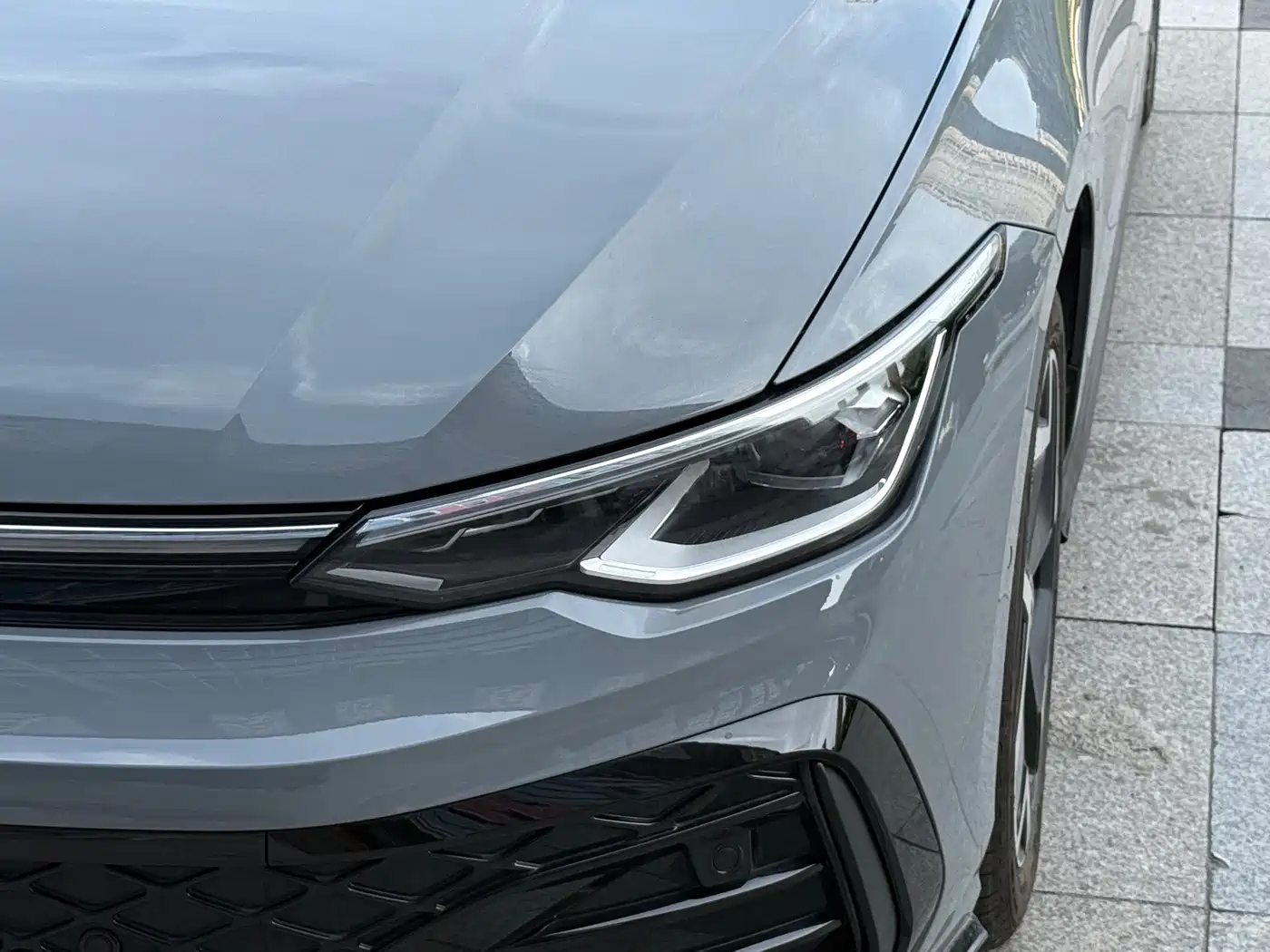 Volkswagen Golf 2025 2025 300TSI R-Line