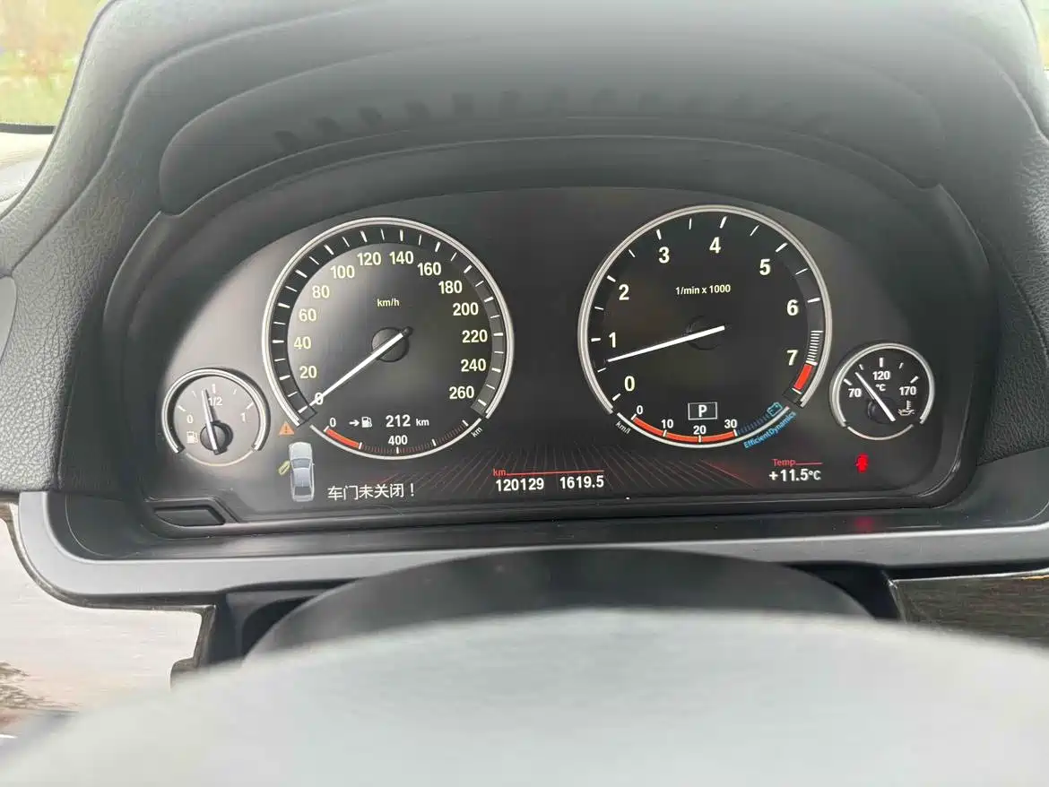 BMW 7 Series 2009 740Li Luxury фото 7
