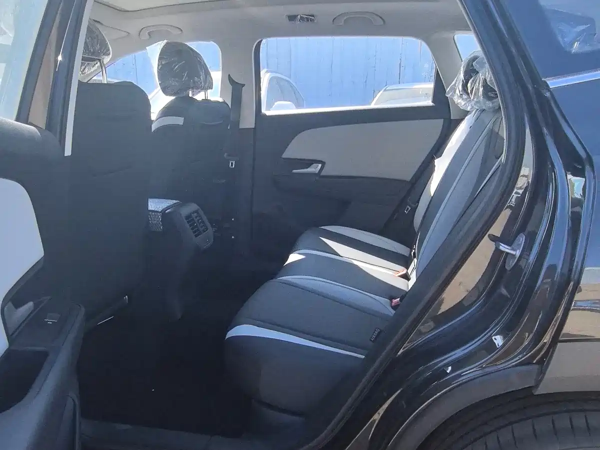 Jetta VS8 2026 2025 Base