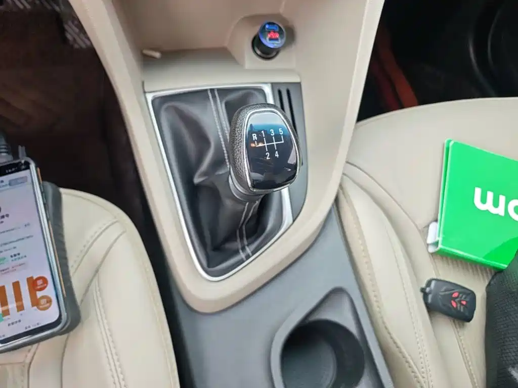 Фото 14 - Buick Excelle